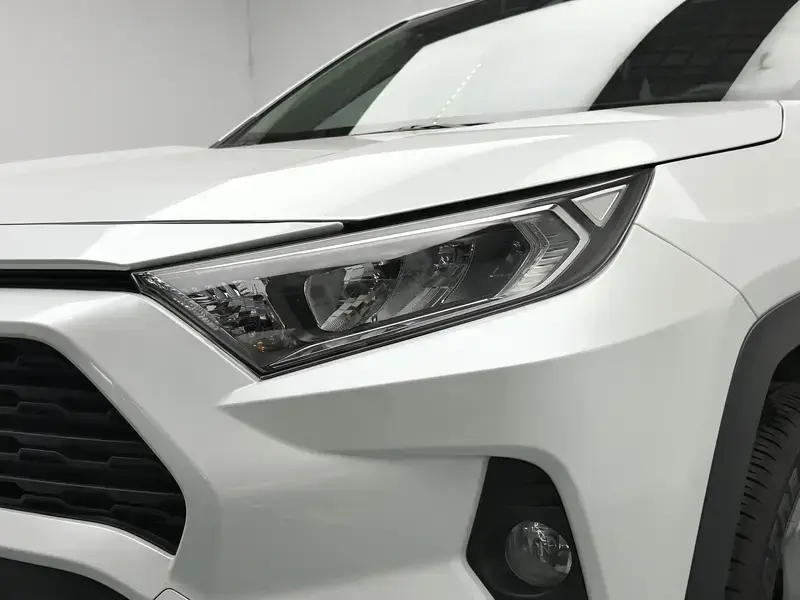 2021 Toyota RAV4 с пробегом 49 800 км