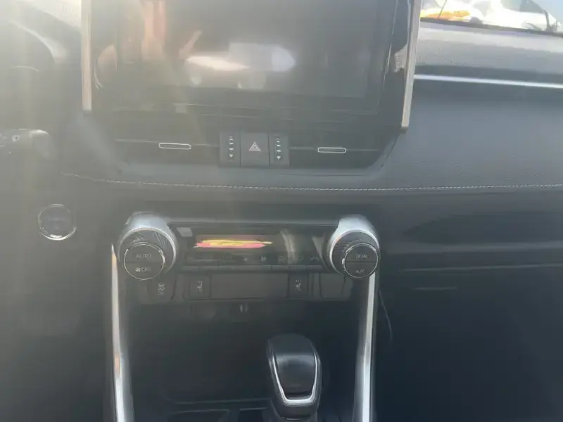 2020 Toyota RAV4 с пробегом 61 000 км