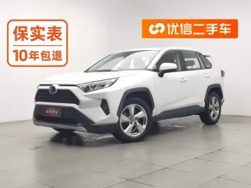 2021 Toyota RAV4 с пробегом 35 800 км