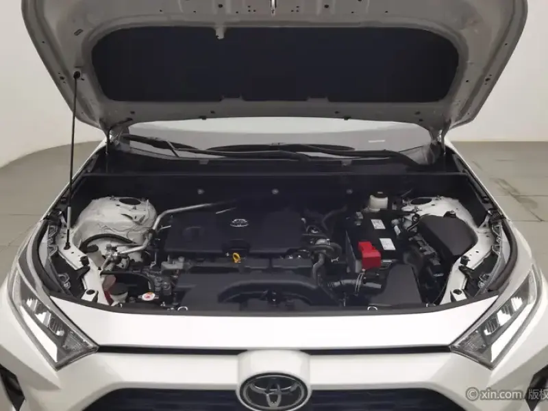 2021 Toyota RAV4 с пробегом 35 800 км