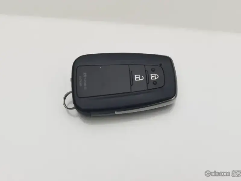 2021 Toyota RAV4 с пробегом 35 800 км