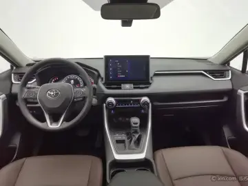 2021 Toyota RAV4 с пробегом 35 800 км