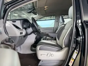 2020 Toyota Sienna с пробегом 84 000 км