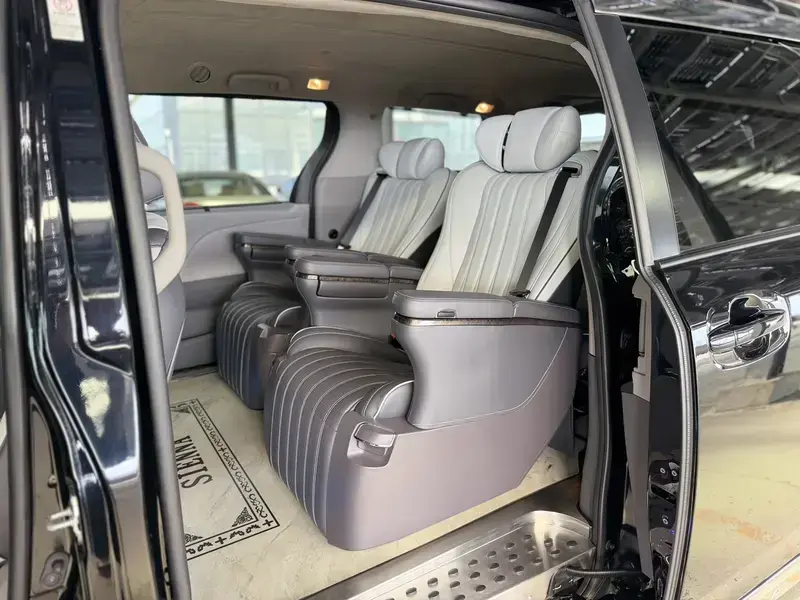 2020 Toyota Sienna с пробегом 84 000 км