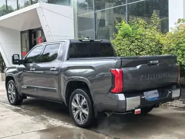 2022 Toyota Tundra с пробегом 57 000 км