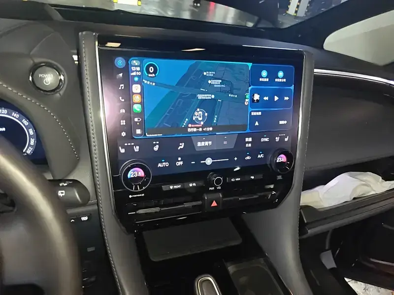 2023 Toyota Vellfire с пробегом 41 000 км