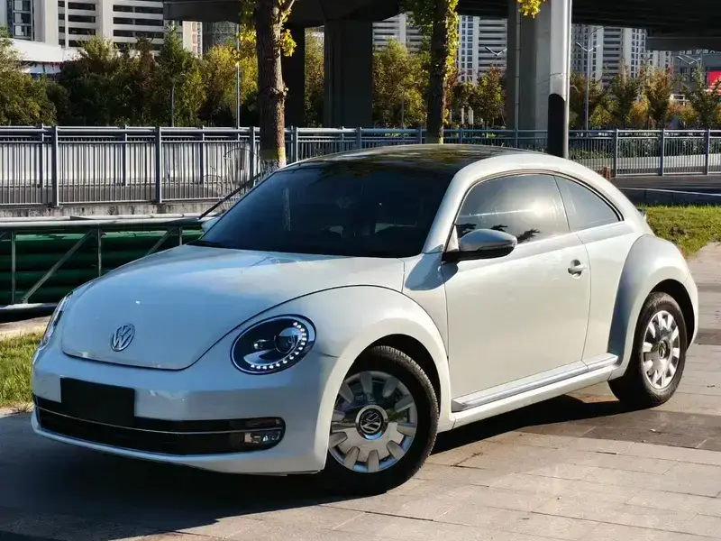 2013 Volkswagen Beetle с пробегом 55 000 км