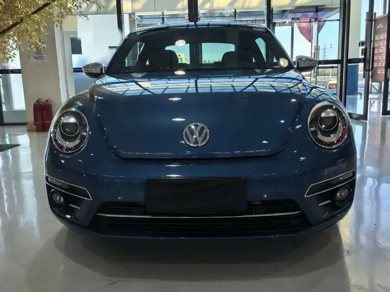 2019 Volkswagen Beetle с пробегом 82 000 км