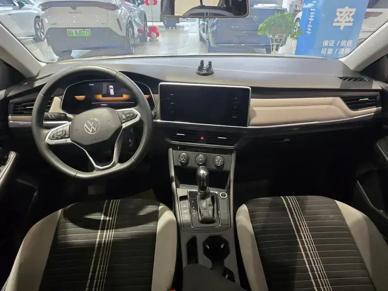 2024 Volkswagen Bora с пробегом 71 000 км