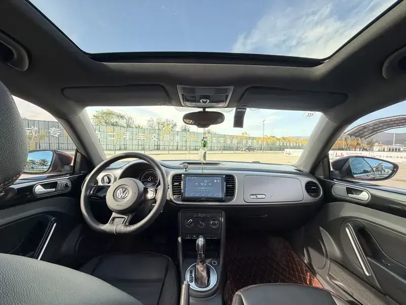 2016 Volkswagen Beetle с пробегом 104 000 км