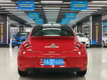 2014 Volkswagen Beetle с пробегом 85 000 км