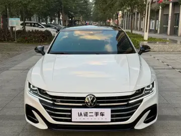 2024 Volkswagen Passat CC с пробегом 33 000 км