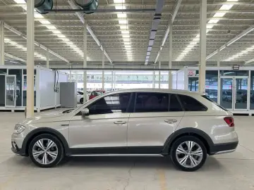 2020 Volkswagen C-Trek с пробегом 98 000 км
