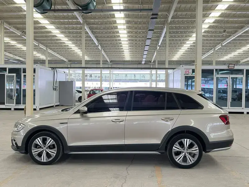 2020 Volkswagen C-Trek с пробегом 98 000 км