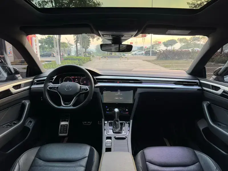 2024 Volkswagen Passat CC с пробегом 33 000 км