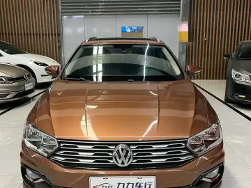 2017 Volkswagen C-Trek с пробегом 45 000 км