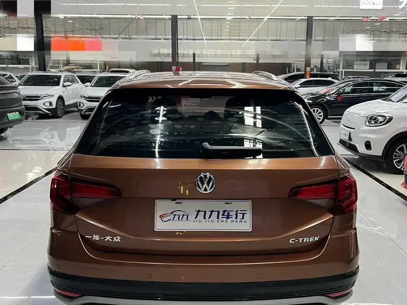 2017 Volkswagen C-Trek с пробегом 45 000 км