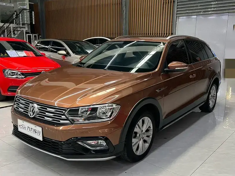 2017 Volkswagen C-Trek с пробегом 45 000 км