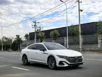 2024 Volkswagen Passat CC с пробегом 22 000 км