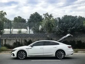 2024 Volkswagen Passat CC с пробегом 22 000 км