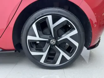 2026 Volkswagen ID.3 с пробегом 24 200 км