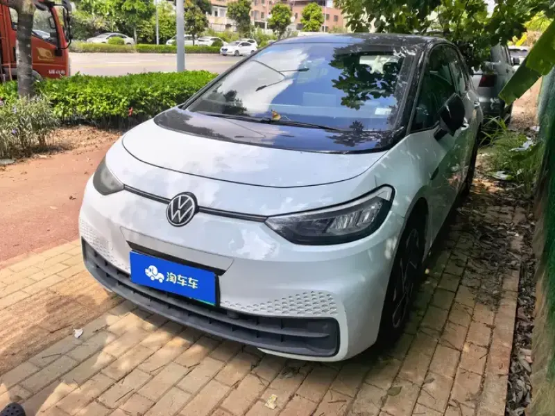 2023 Volkswagen ID.3 с пробегом 97 000 км