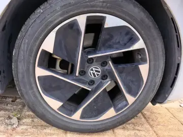 2023 Volkswagen ID.3 с пробегом 97 000 км