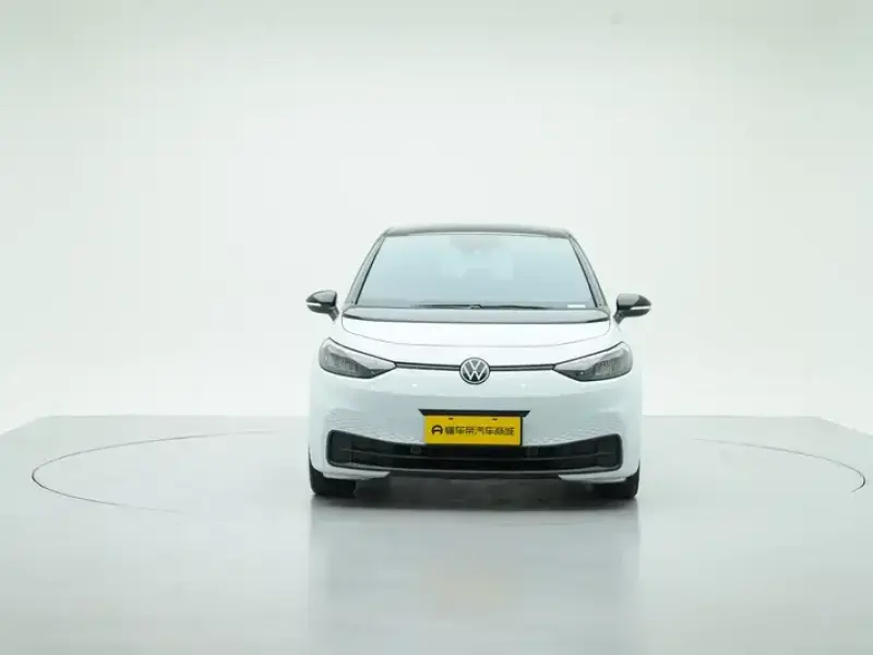 2023 Volkswagen ID.3 с пробегом 113 400 км