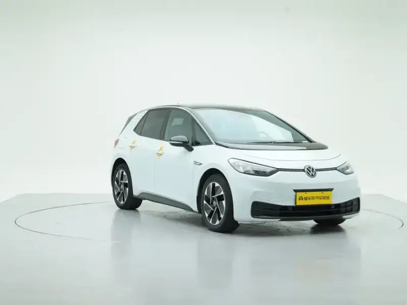 2023 Volkswagen ID.3 с пробегом 113 400 км