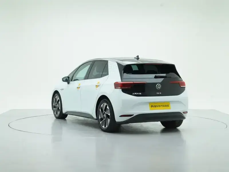 2023 Volkswagen ID.3 с пробегом 113 400 км