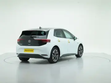 2023 Volkswagen ID.3 с пробегом 113 400 км