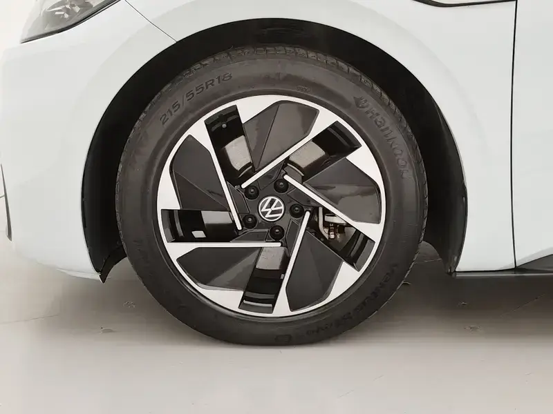 2023 Volkswagen ID.3 с пробегом 113 400 км