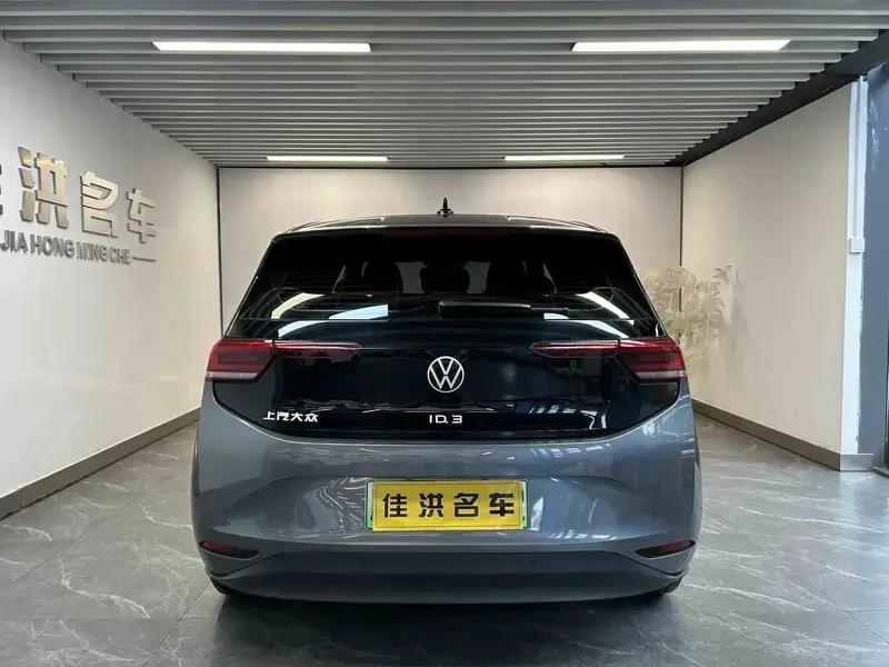2024 Volkswagen ID.3 с пробегом 56 000 км