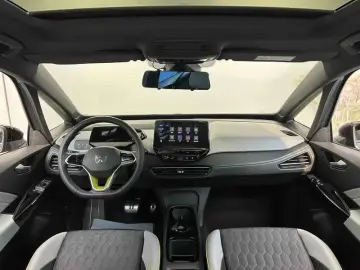2024 Volkswagen ID.3 с пробегом 56 000 км