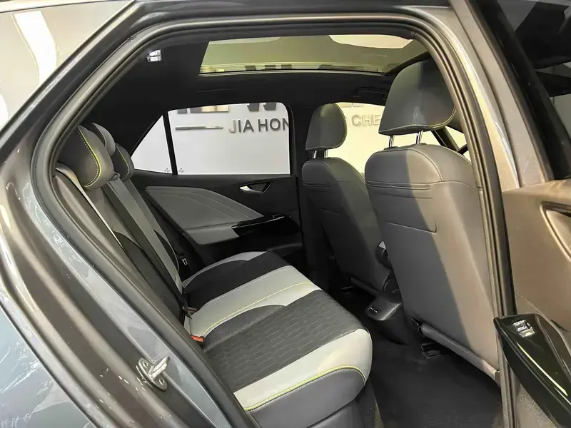 2024 Volkswagen ID.3 с пробегом 56 000 км