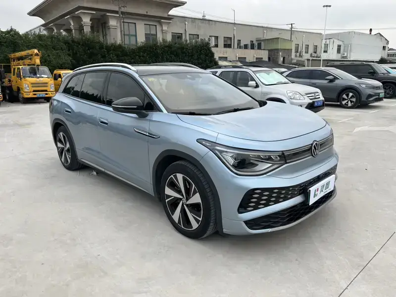 2023 Volkswagen ID.6 с пробегом 55 000 км
