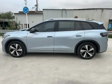 2023 Volkswagen ID.6 с пробегом 55 000 км