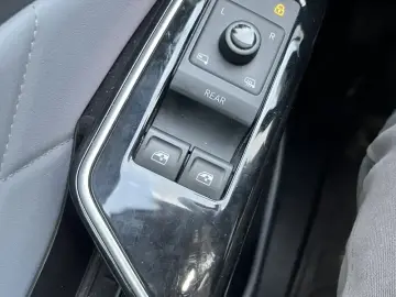 2023 Volkswagen ID.6 с пробегом 55 000 км