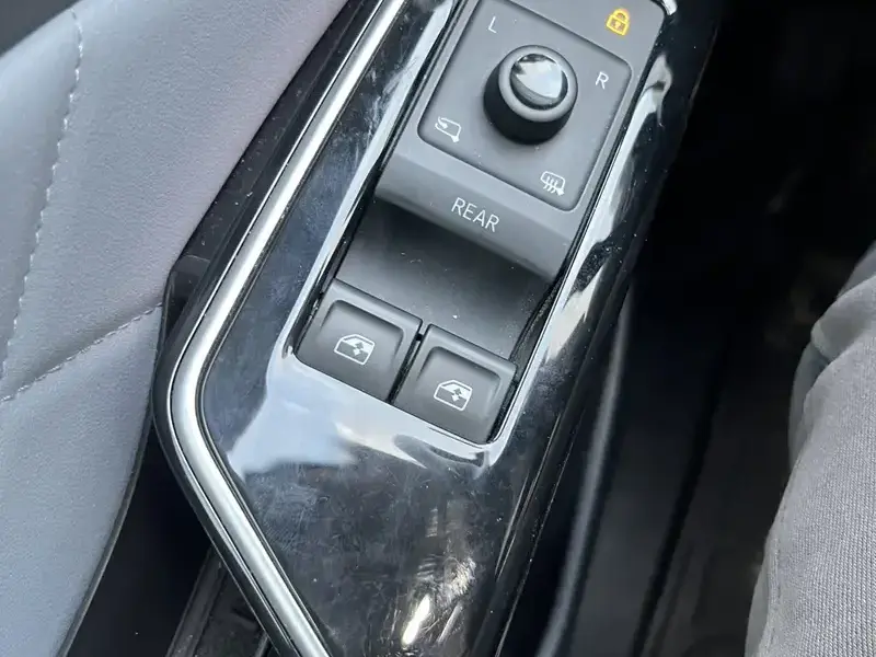 2023 Volkswagen ID.6 с пробегом 55 000 км