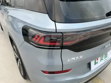 2023 Volkswagen ID.6 с пробегом 55 000 км