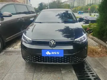 2025 Volkswagen Lavida с пробегом 22 000 км