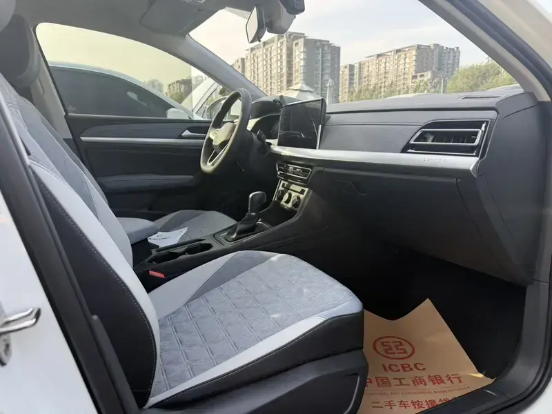 2023 Volkswagen Lavida с пробегом 39 000 км