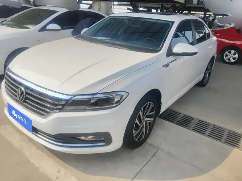 2022 Volkswagen Lavida с пробегом 67 000 км