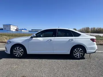 2023 Volkswagen Lavida с пробегом 19 000 км