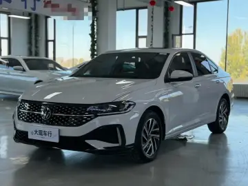 2023 Volkswagen Lavida с пробегом 29 000 км