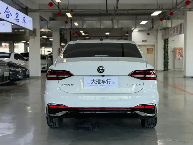 2023 Volkswagen Lavida с пробегом 29 000 км