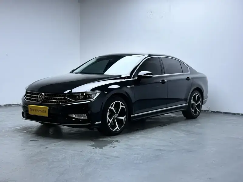 2023 Volkswagen Magotan с пробегом 18 800 км