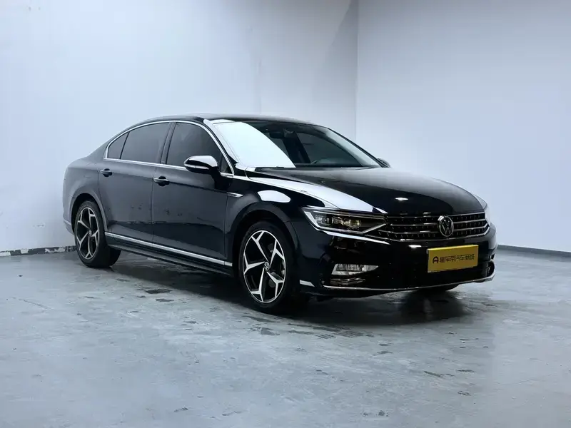 2023 Volkswagen Magotan с пробегом 18 800 км