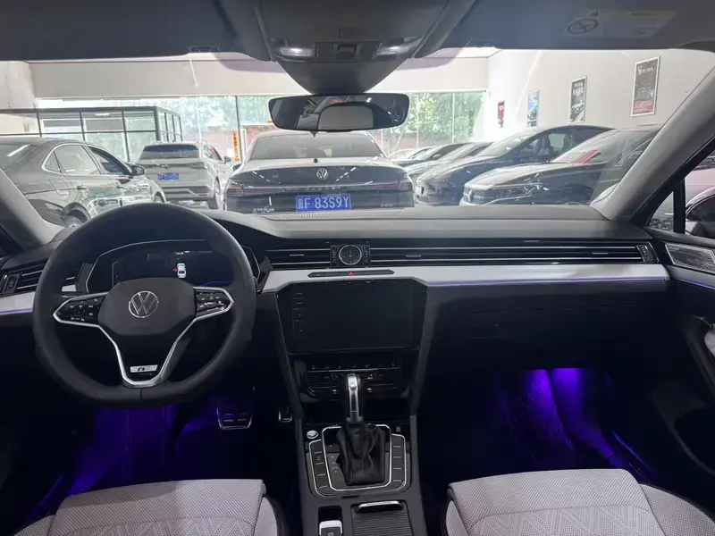 2024 Volkswagen Magotan с пробегом 23 000 км