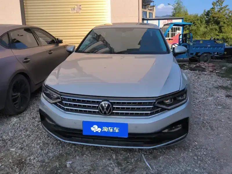 2023 Volkswagen Magotan с пробегом 22 000 км